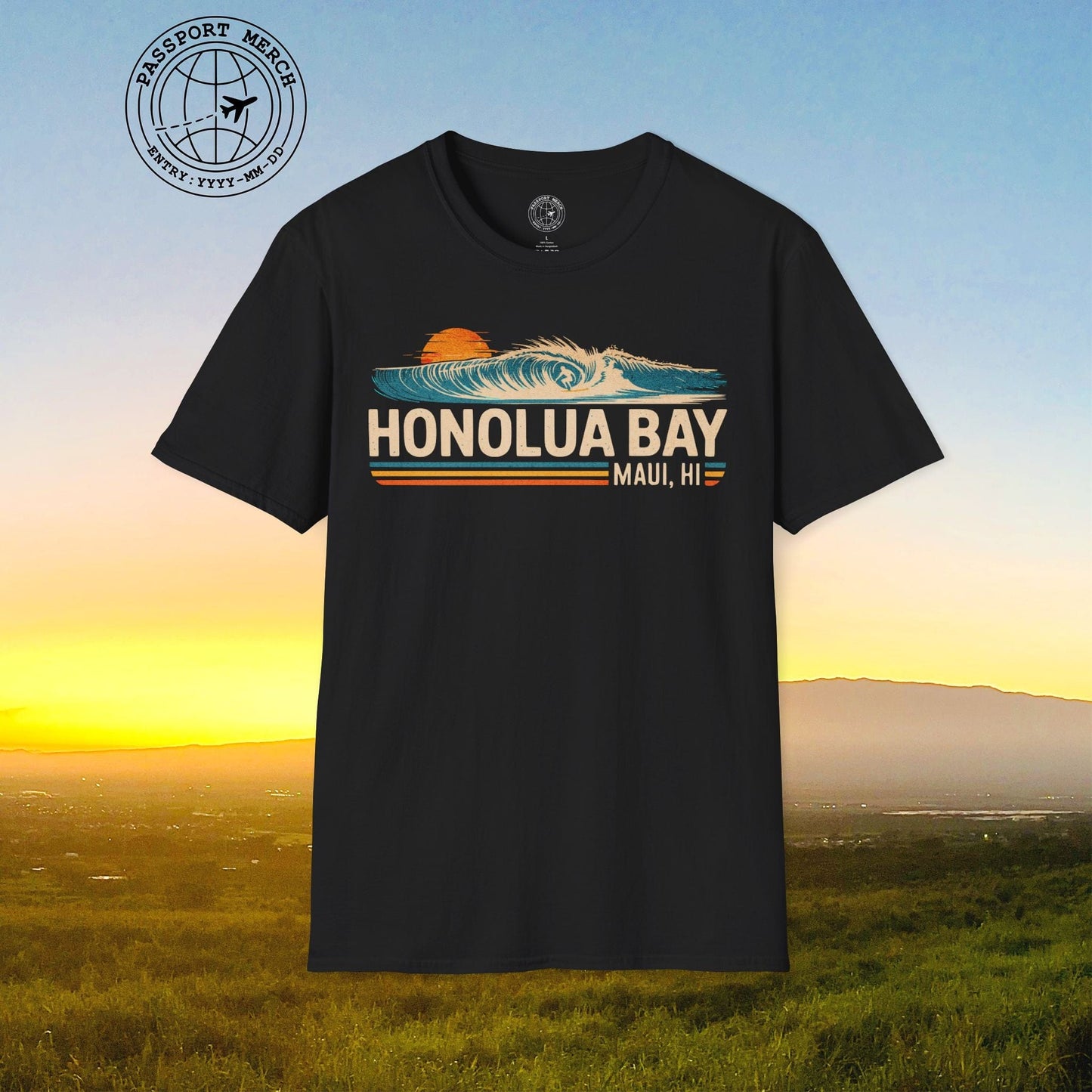 Honolua Bay, Maui, Hawaii - Vibrant Surf Retro T-Shirt