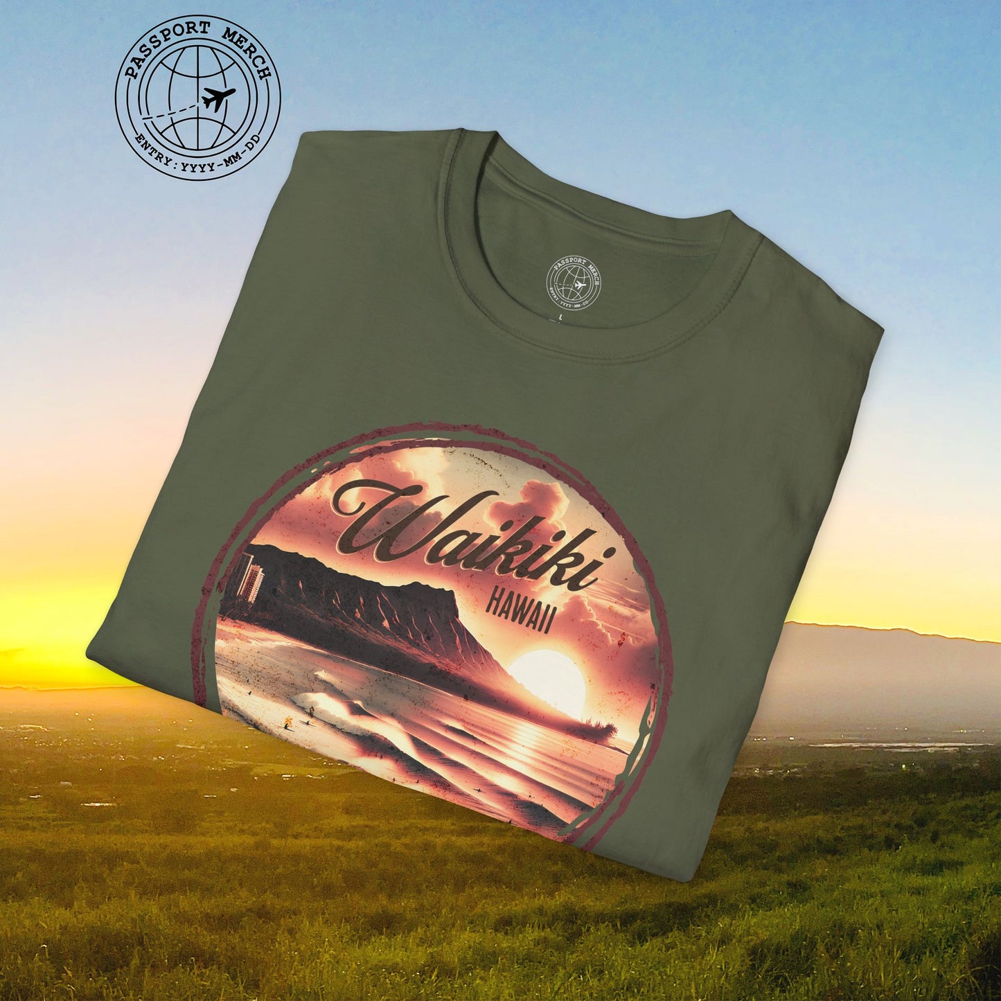 Vintage Nostalgia, Waikiki, Hawaii T-Shirt