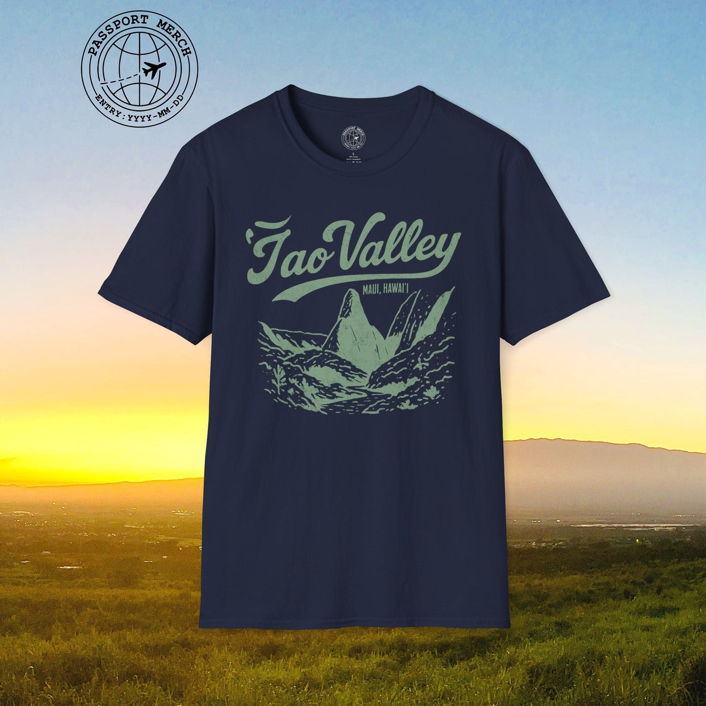 Vintage Iao Valley, Maui, Hawaii T-Shirt