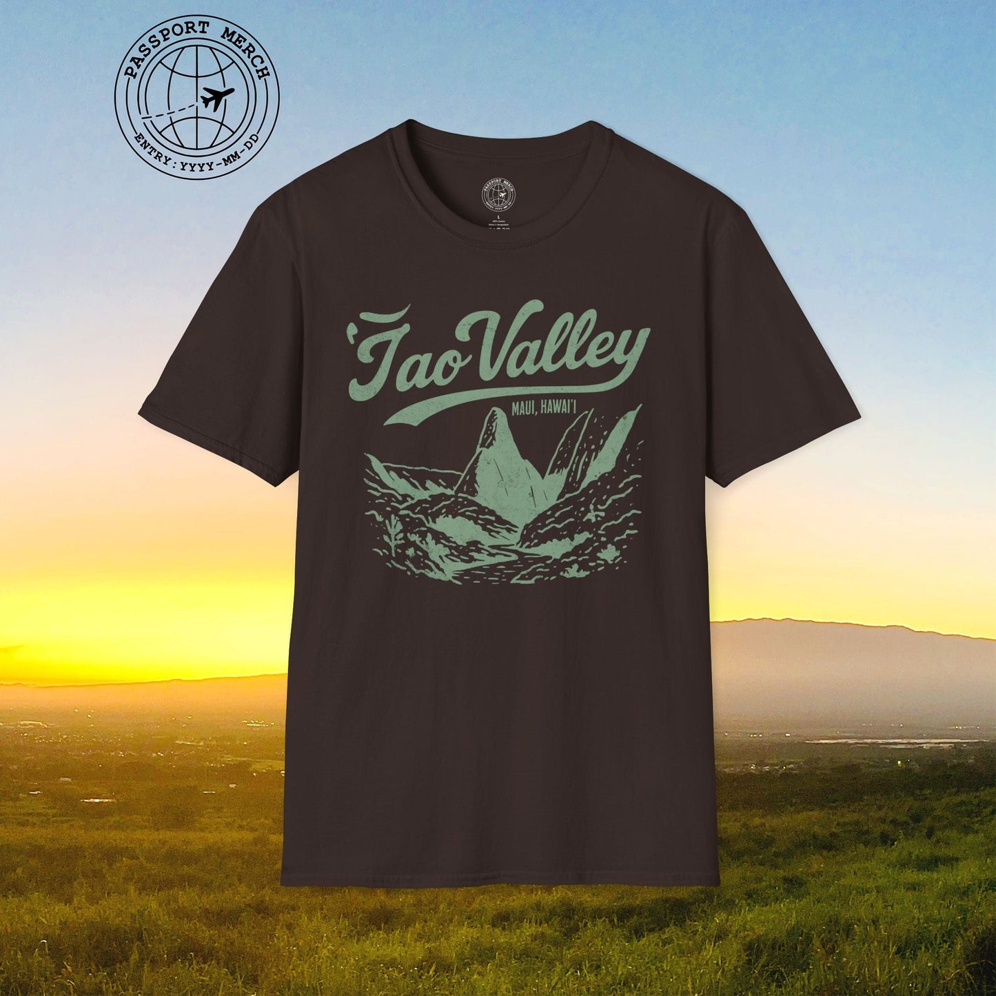 Vintage Iao Valley, Maui, Hawaii T-Shirt