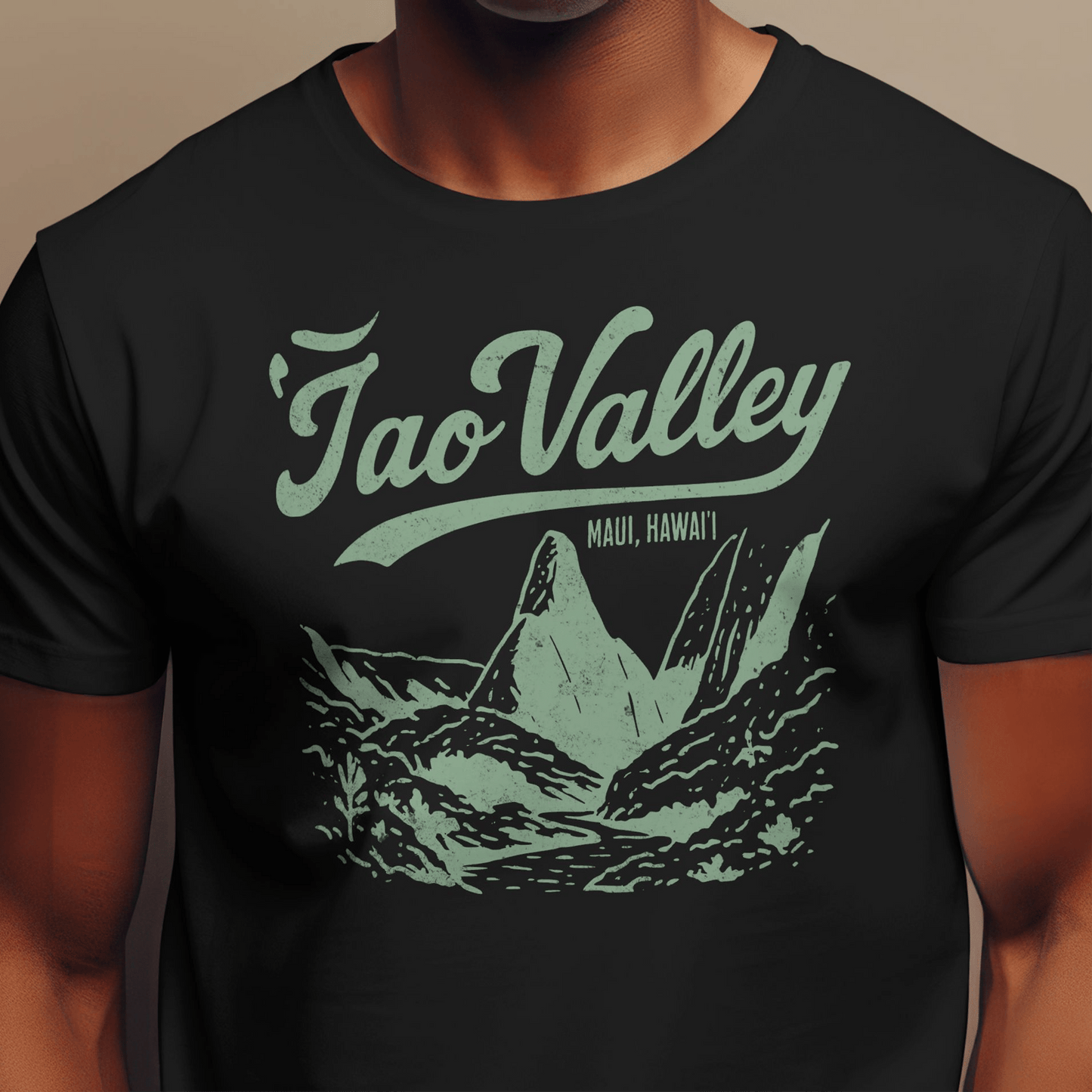 Vintage Iao Valley, Maui, Hawaii T-Shirt
