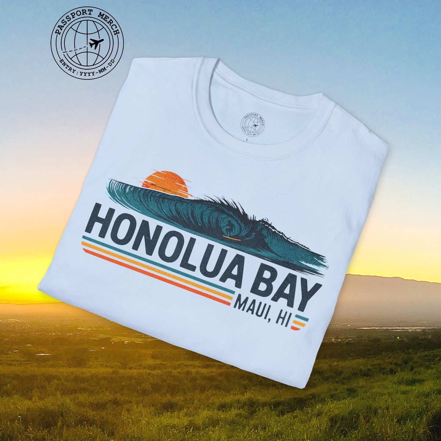Honolua Bay, Maui, Hawaii - Vibrant Surf Retro T-Shirt