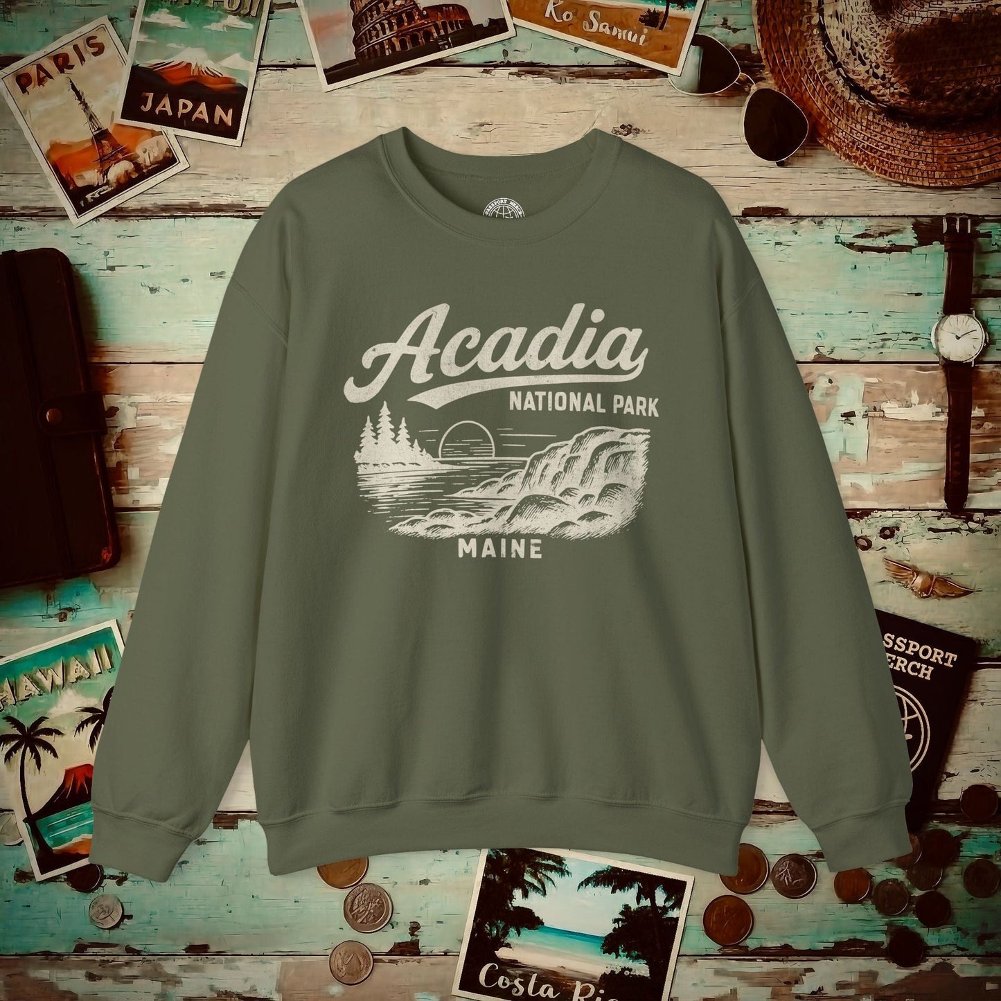 Acadia National Park Vintage Monochrome, Maine Crewneck Military Green / S