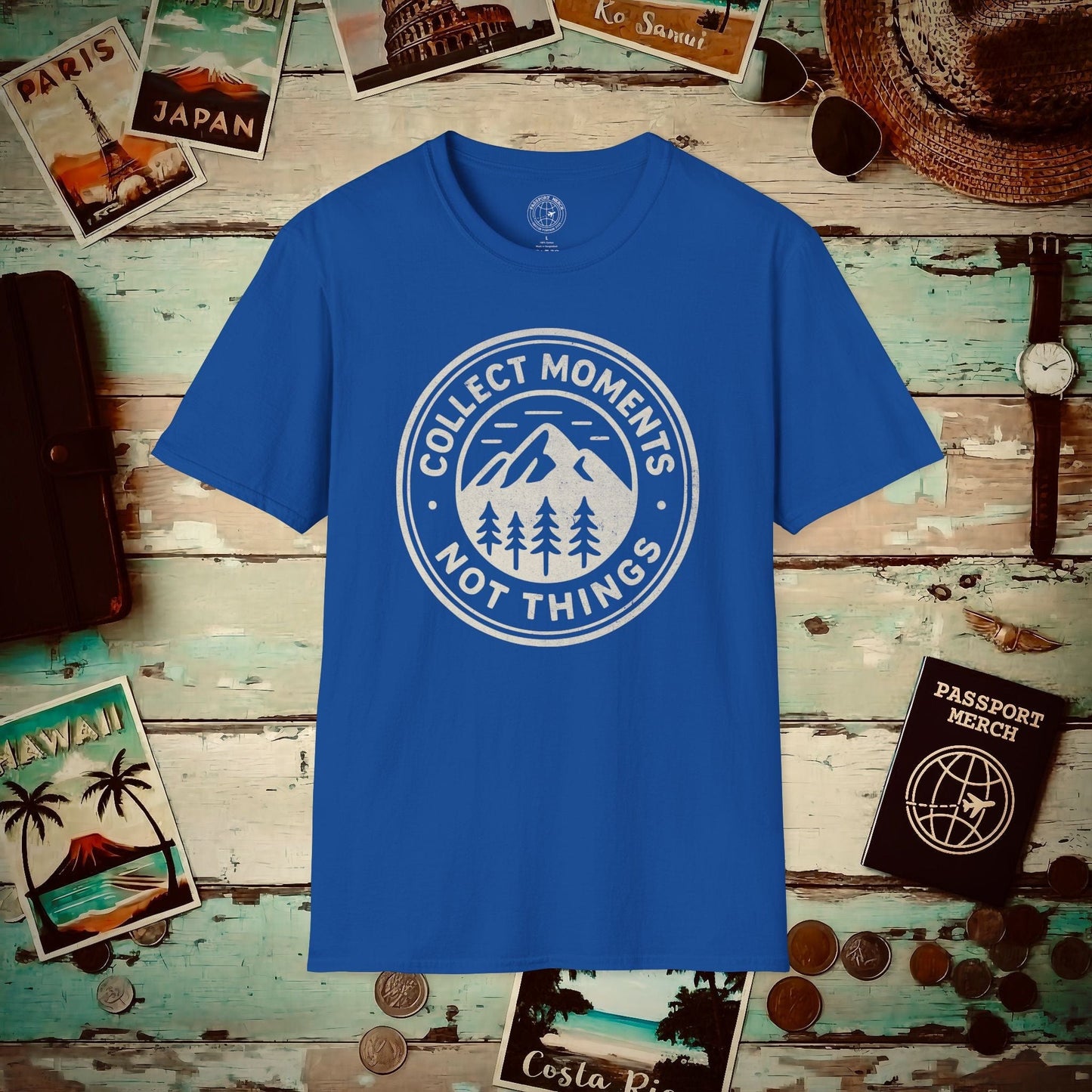 Collect Moments Not Things Vintage T-Shirt Royal / S
