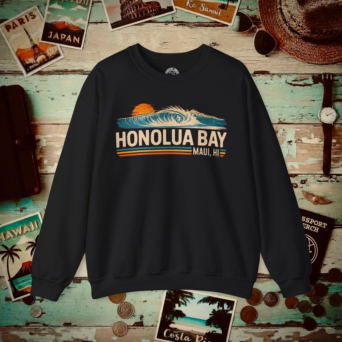 Honolua Bay, Maui, Hawaii - Vibrant Surf Retro Crewneck Black / S