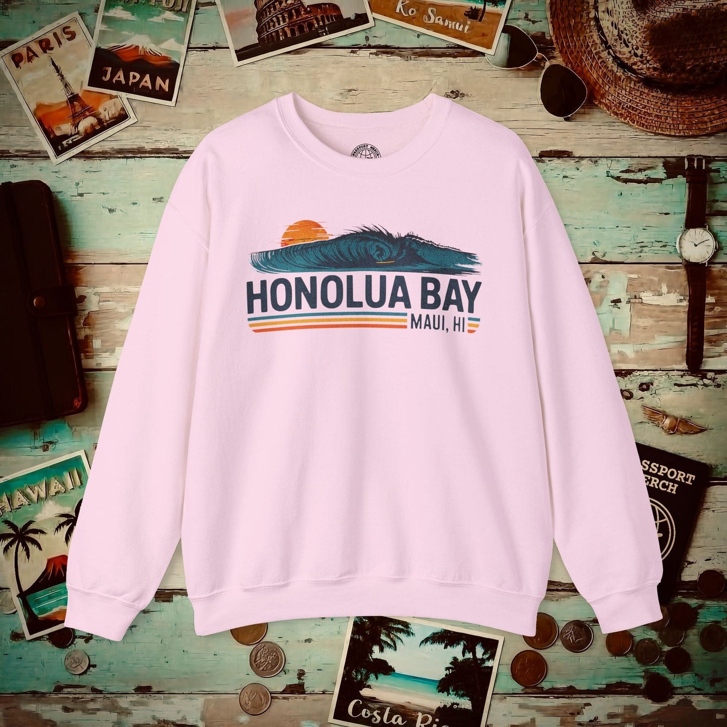 Honolua Bay, Maui, Hawaii - Vibrant Surf Retro Crewneck Light Pink / S