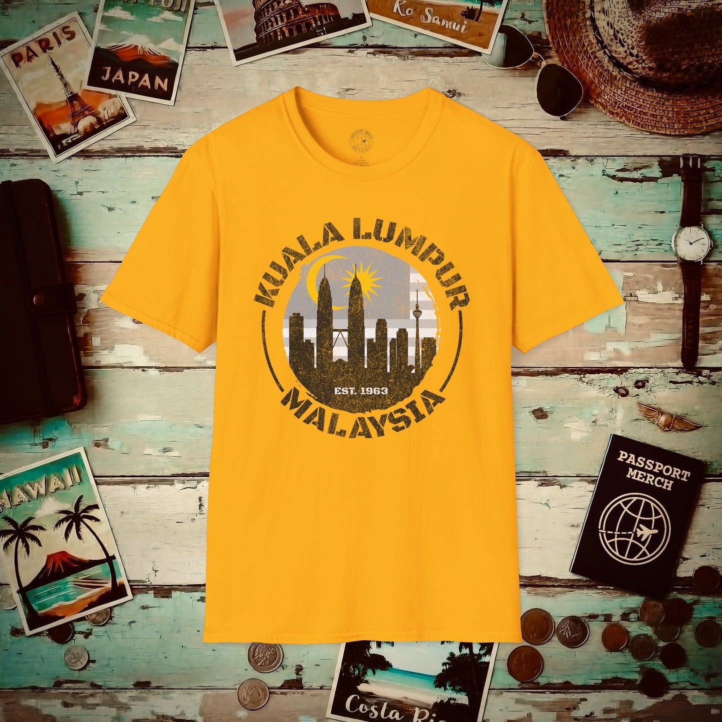Kuala Lumpur Malaysia, Crescent and Star T-Shirt Gold / S