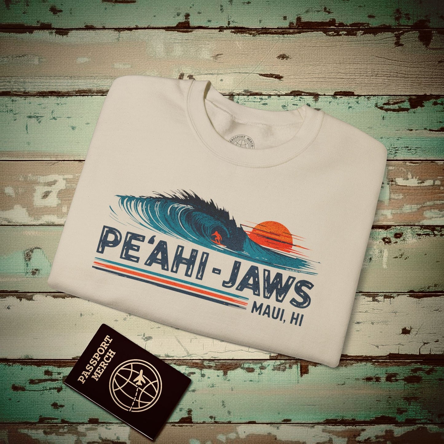Peahi Jaws, Maui, Hawaii - Vibrant Surf Retro Crewneck Sand / S