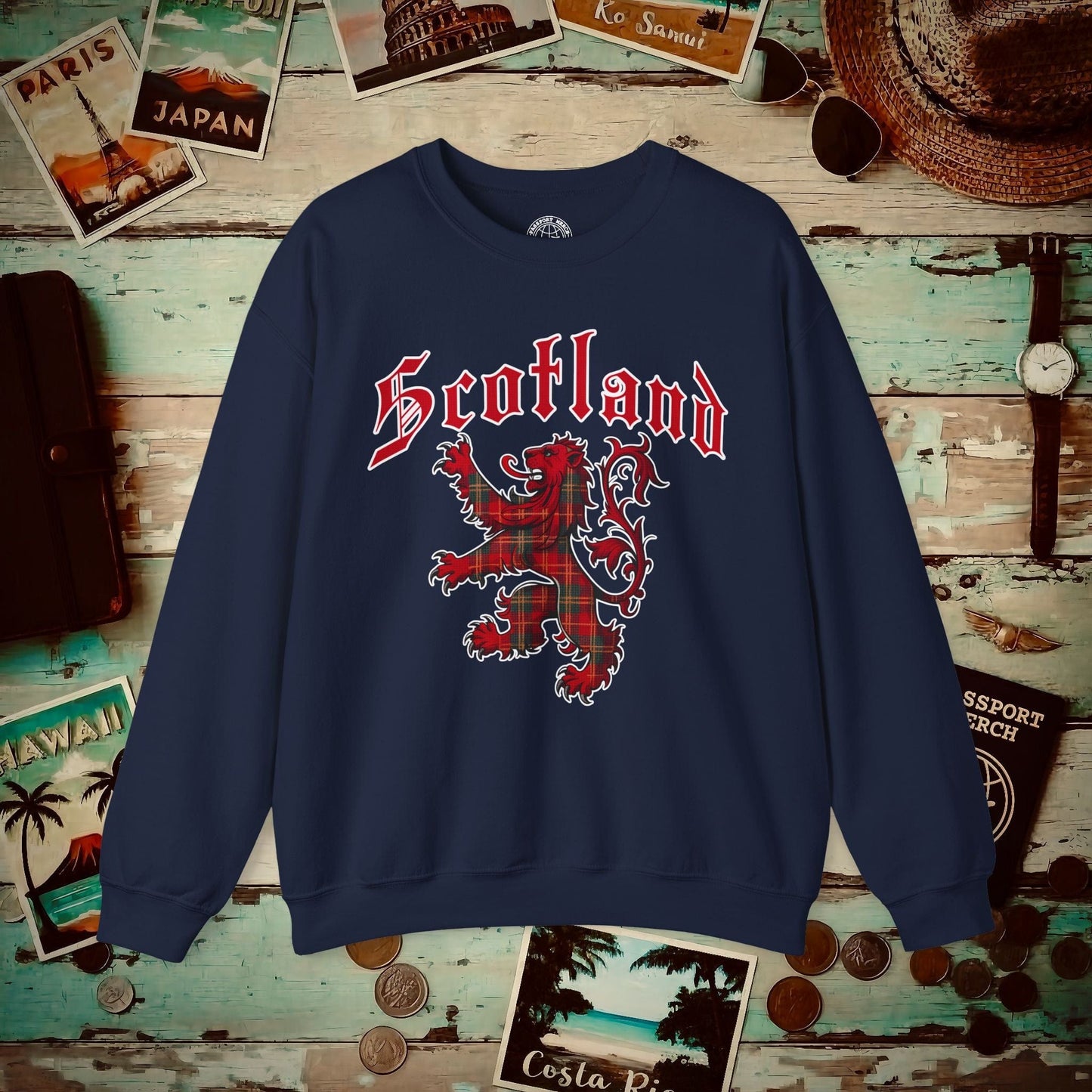 Tartan Lion Rampant, Scotland, UK Crewneck Navy / S