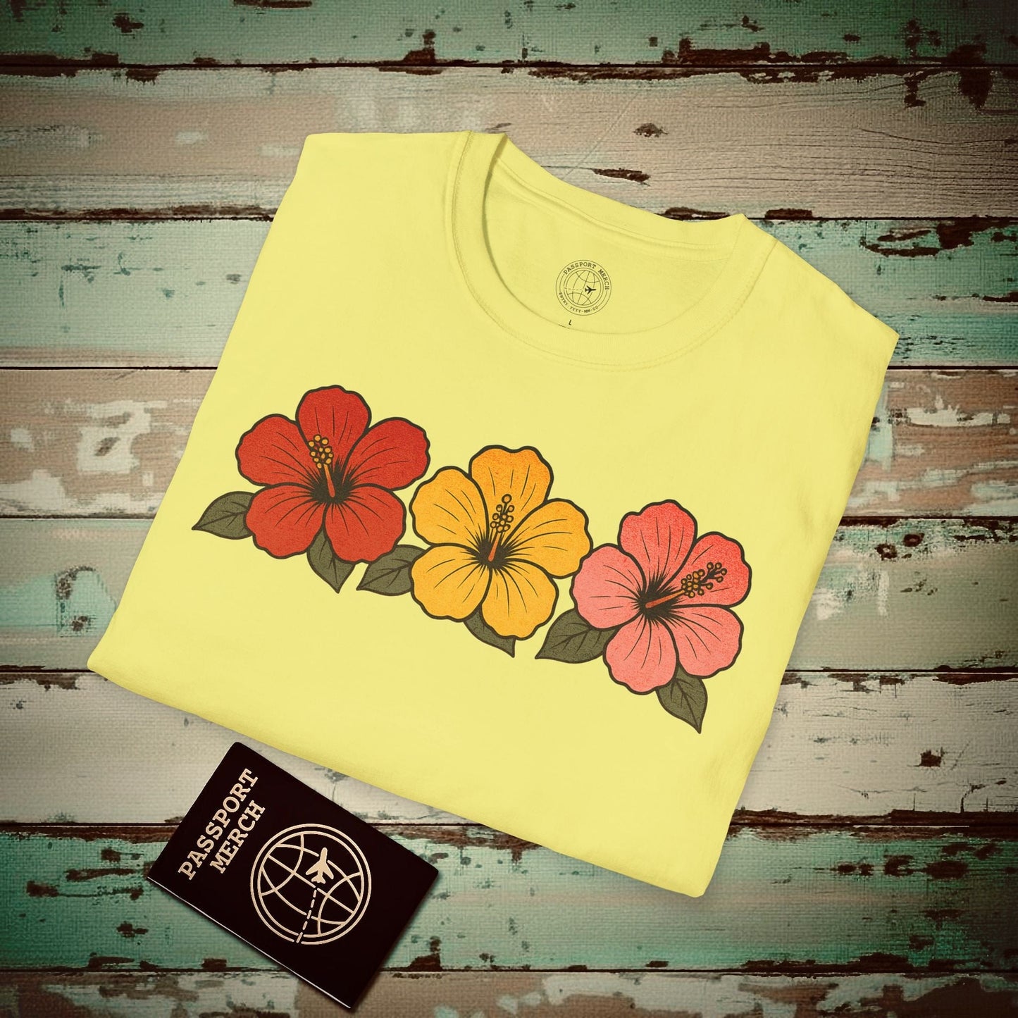 Three Vintage Hibiscus, Hawaii T-Shirt Cornsilk / S