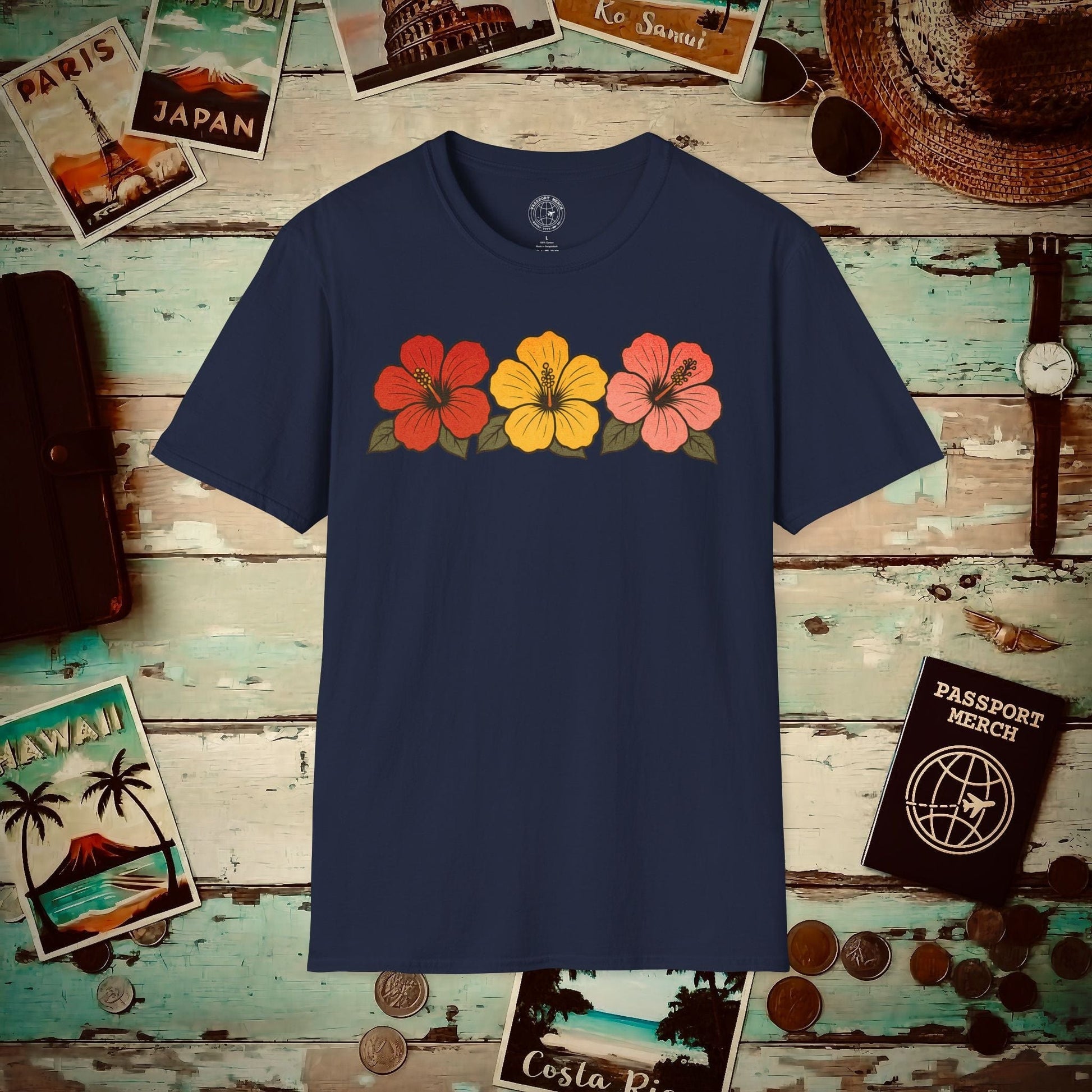 Three Vintage Hibiscus, Hawaii T-Shirt Navy / S