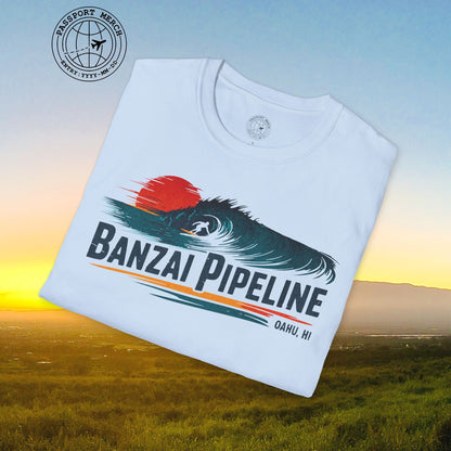 Banzai Pipeline, Oahu, Hawaii - Vibrant Surf Retro T-Shirt