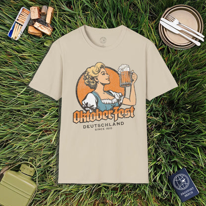 Vintage Oktoberfest Beer Maiden, Germany T-Shirt