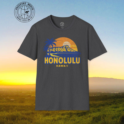 Honolulu, Oahu, Hawaii - 80's Vintage T-Shirt