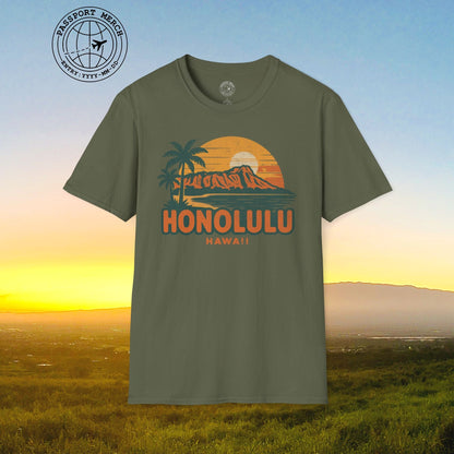Honolulu, Oahu, Hawaii - 80's Vintage T-Shirt
