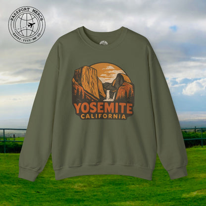 Yosemite, California - 80's Vintage Crewneck