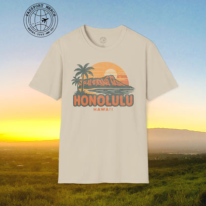 Honolulu, Oahu, Hawaii - 80's Vintage T-Shirt