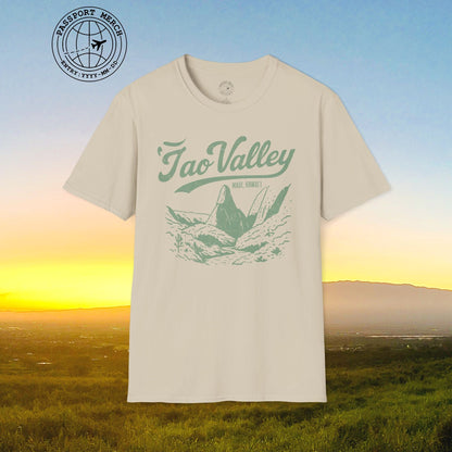 Vintage Iao Valley, Maui, Hawaii T-Shirt