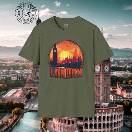Vintage Big Ben Sunset, London, England T-Shirt