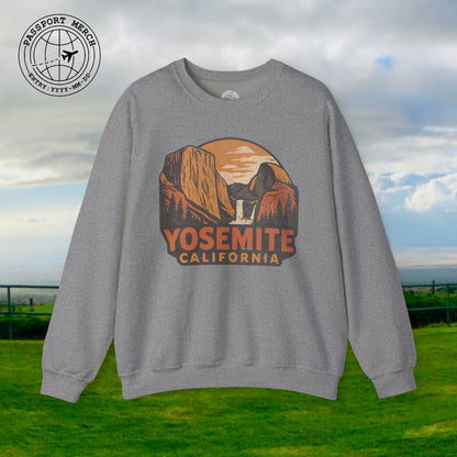 Yosemite, California - 80's Vintage Crewneck