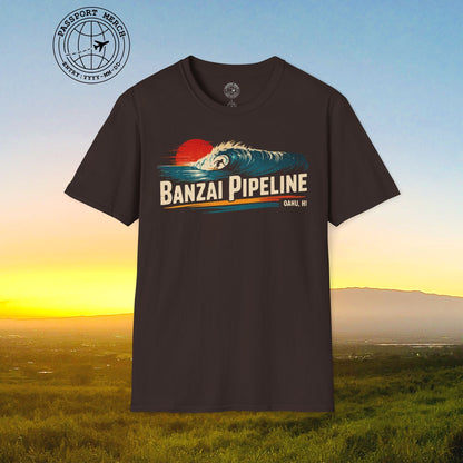 Banzai Pipeline, Oahu, Hawaii - Vibrant Surf Retro T-Shirt
