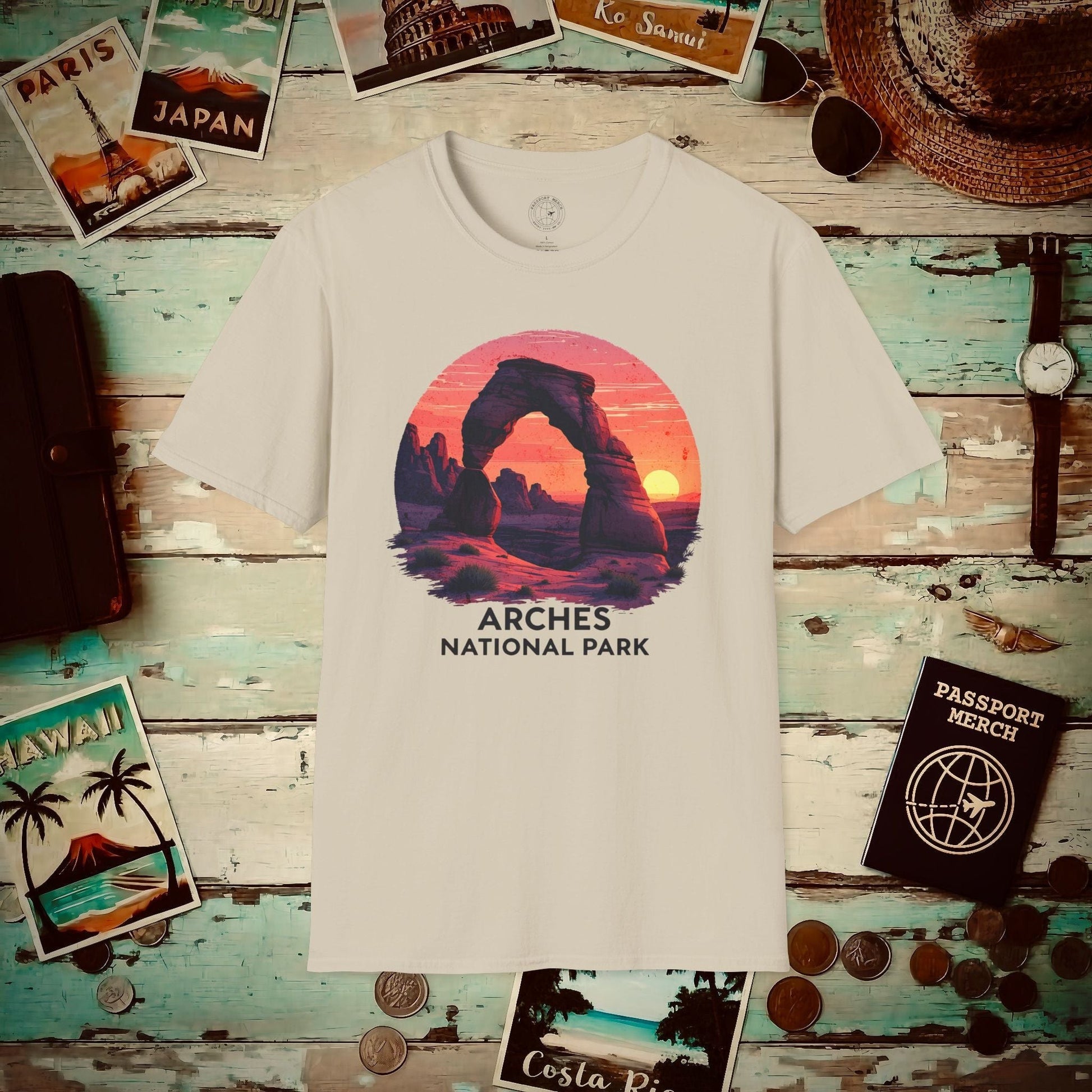 Arches National Park, Utah T-Shirt Sand / S