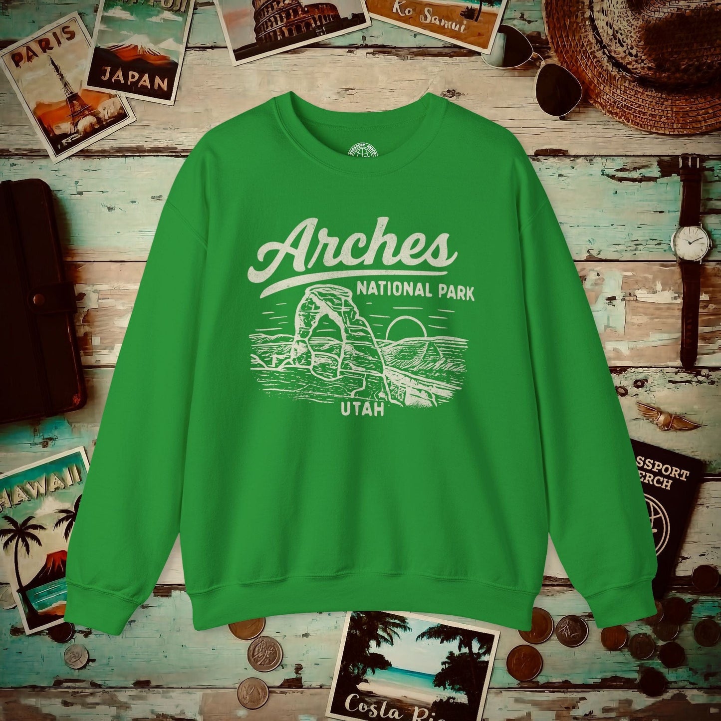 Arches National Park Vintage Monochrome, Utah Crewneck Irish Green / S