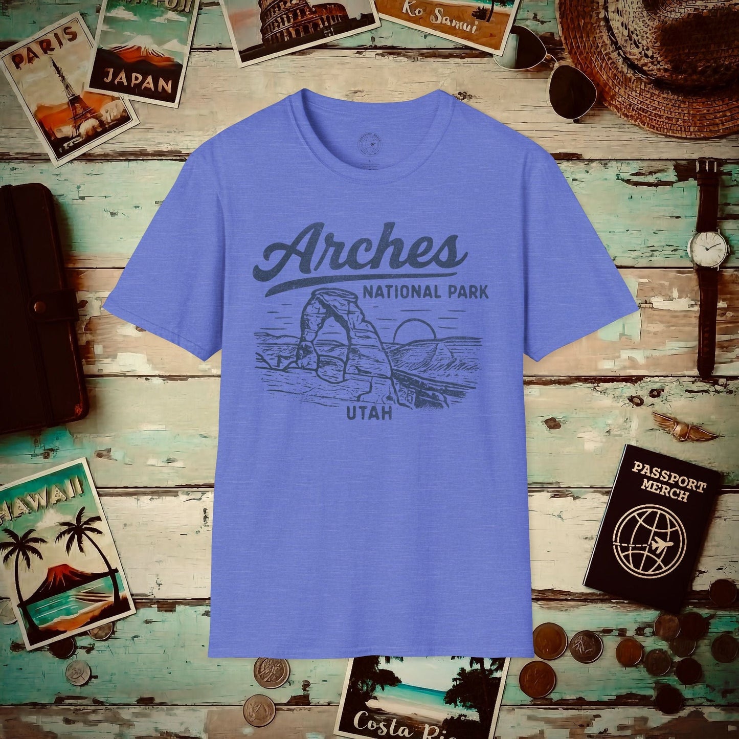 Arches National Park Vintage Monochrome, Utah T-Shirt Heather Royal / S