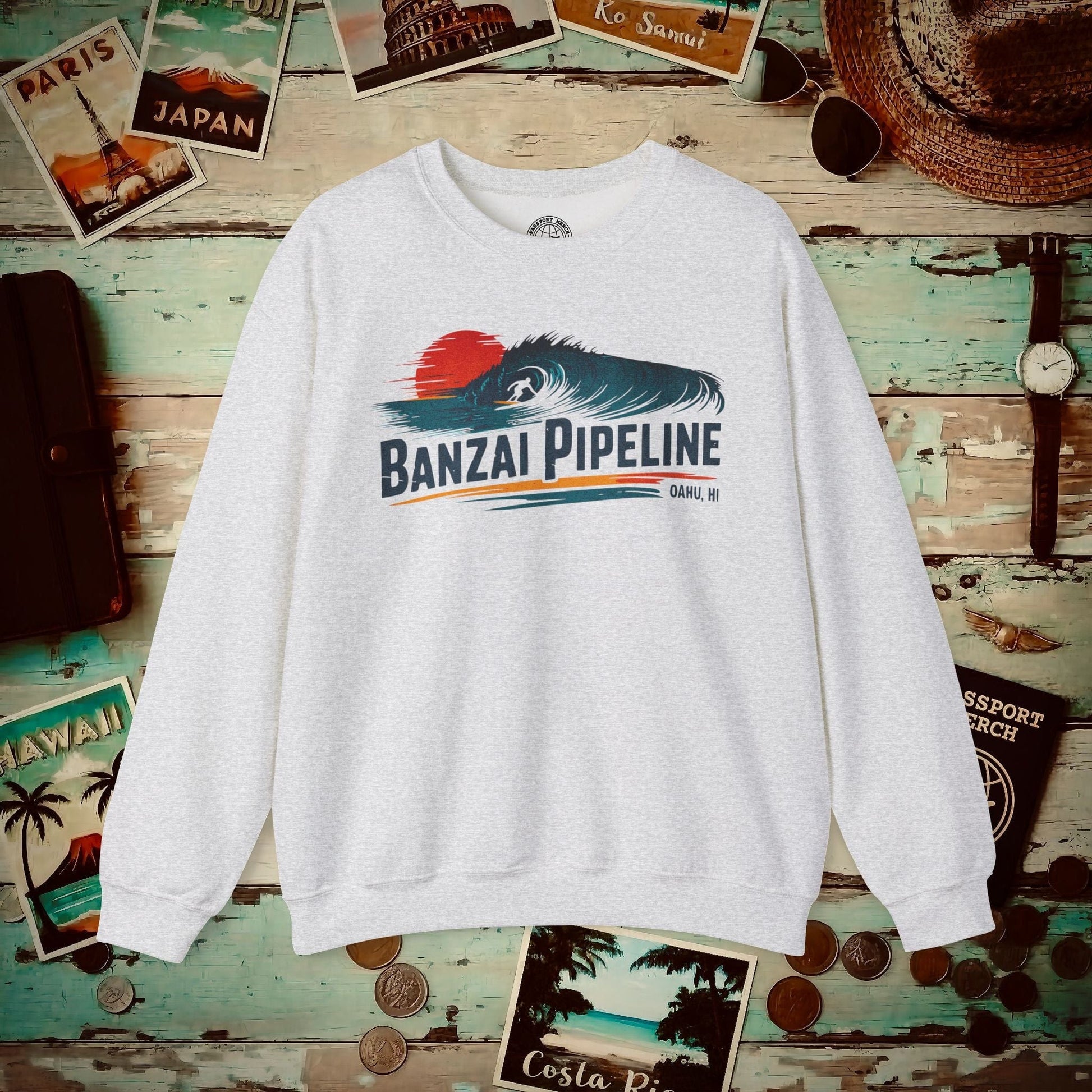 Banzai Pipeline, Oahu, Hawaii - Vibrant Surf Retro Crewneck Ash / S