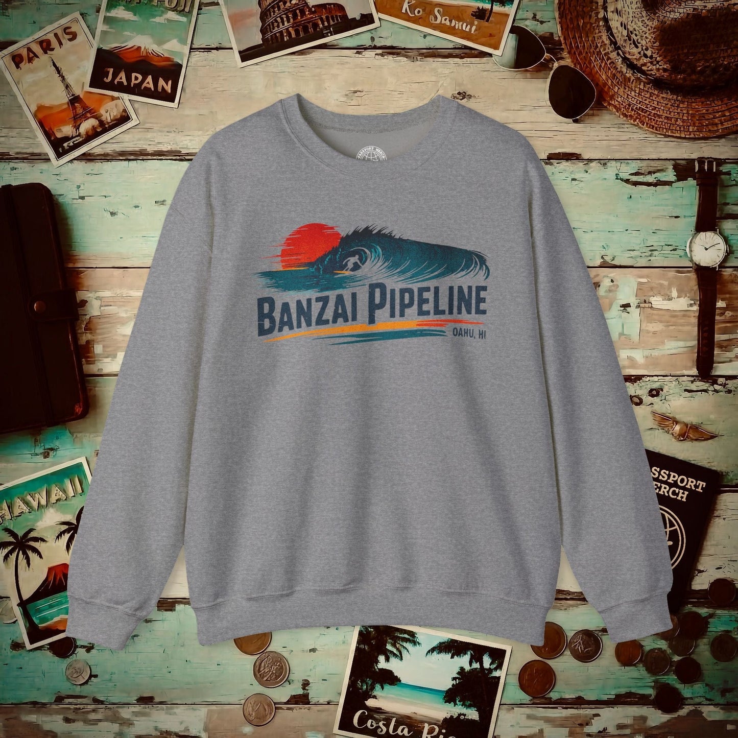 Banzai Pipeline, Oahu, Hawaii - Vibrant Surf Retro Crewneck Graphite Heather / S