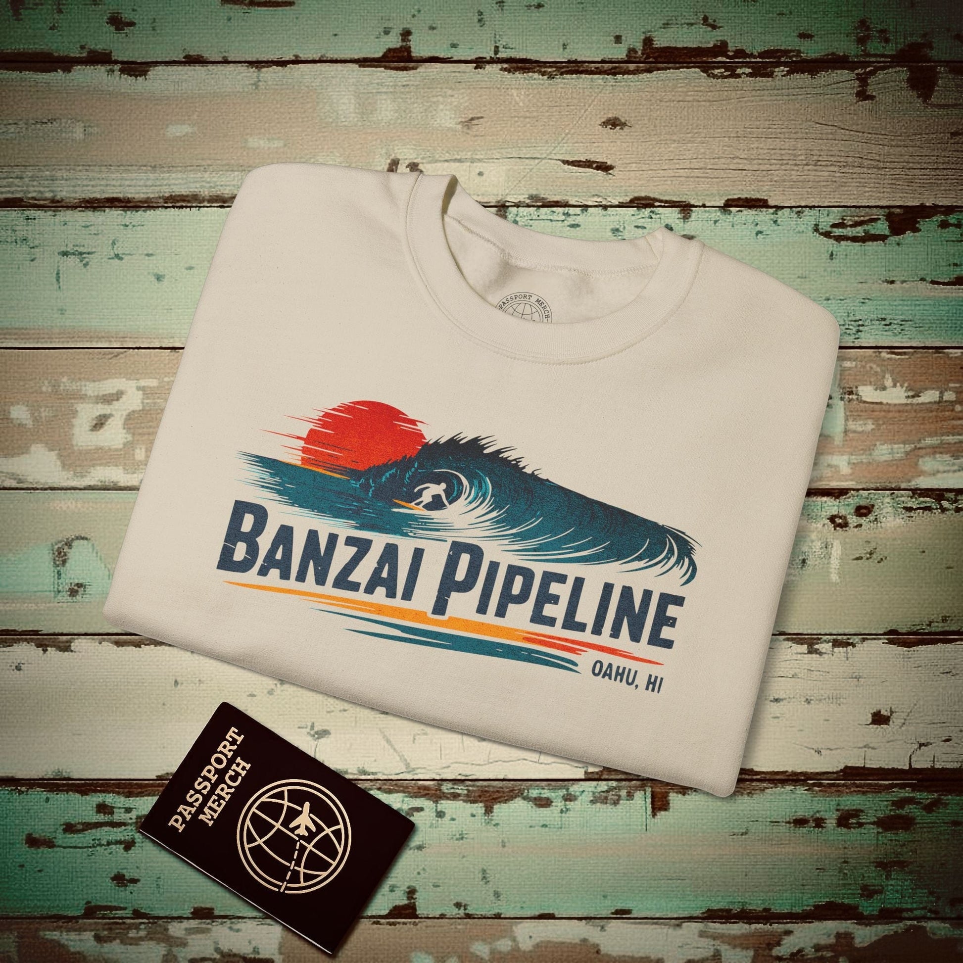 Banzai Pipeline, Oahu, Hawaii - Vibrant Surf Retro Crewneck Sand / S