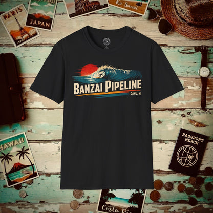 Banzai Pipeline, Oahu, Hawaii - Vibrant Surf Retro T-Shirt Black / S