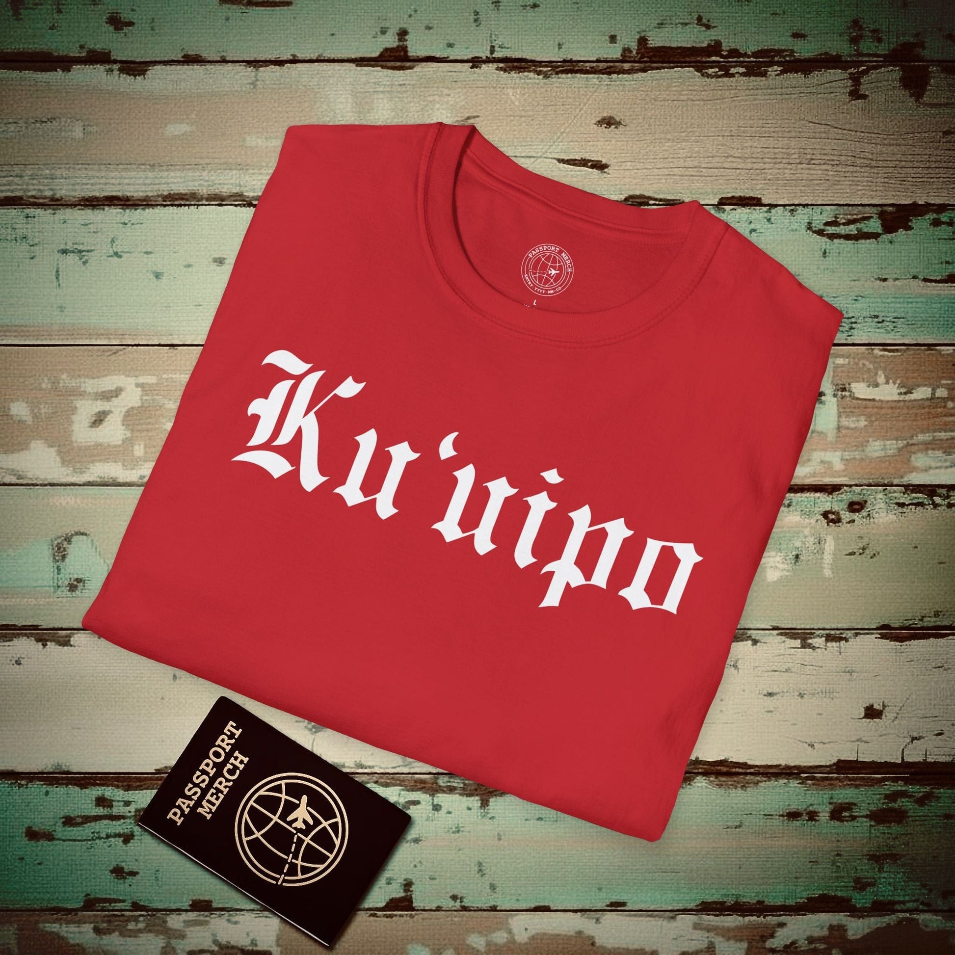 Black and White Ku'uipo (Hawaiian Jewelry Style) T-Shirt Red / S