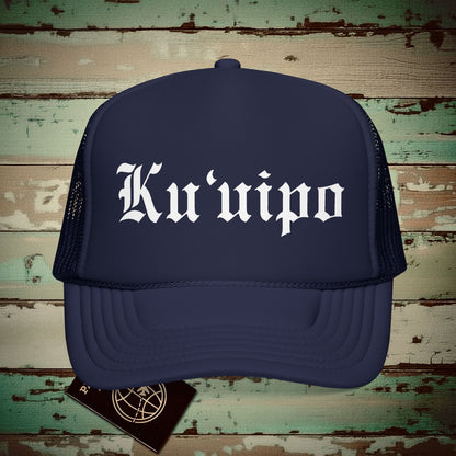 Black and White Ku'uipo (Hawaiian Jewelry Style) Trucker Hat Dark Navy / One size