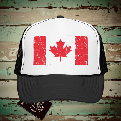 Canada Vintage Flag Trucker Hat Black/White / One size