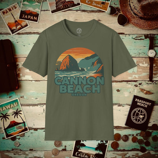 Cannon Beach, Oregon - 80's Vintage T-Shirt Military Green / S