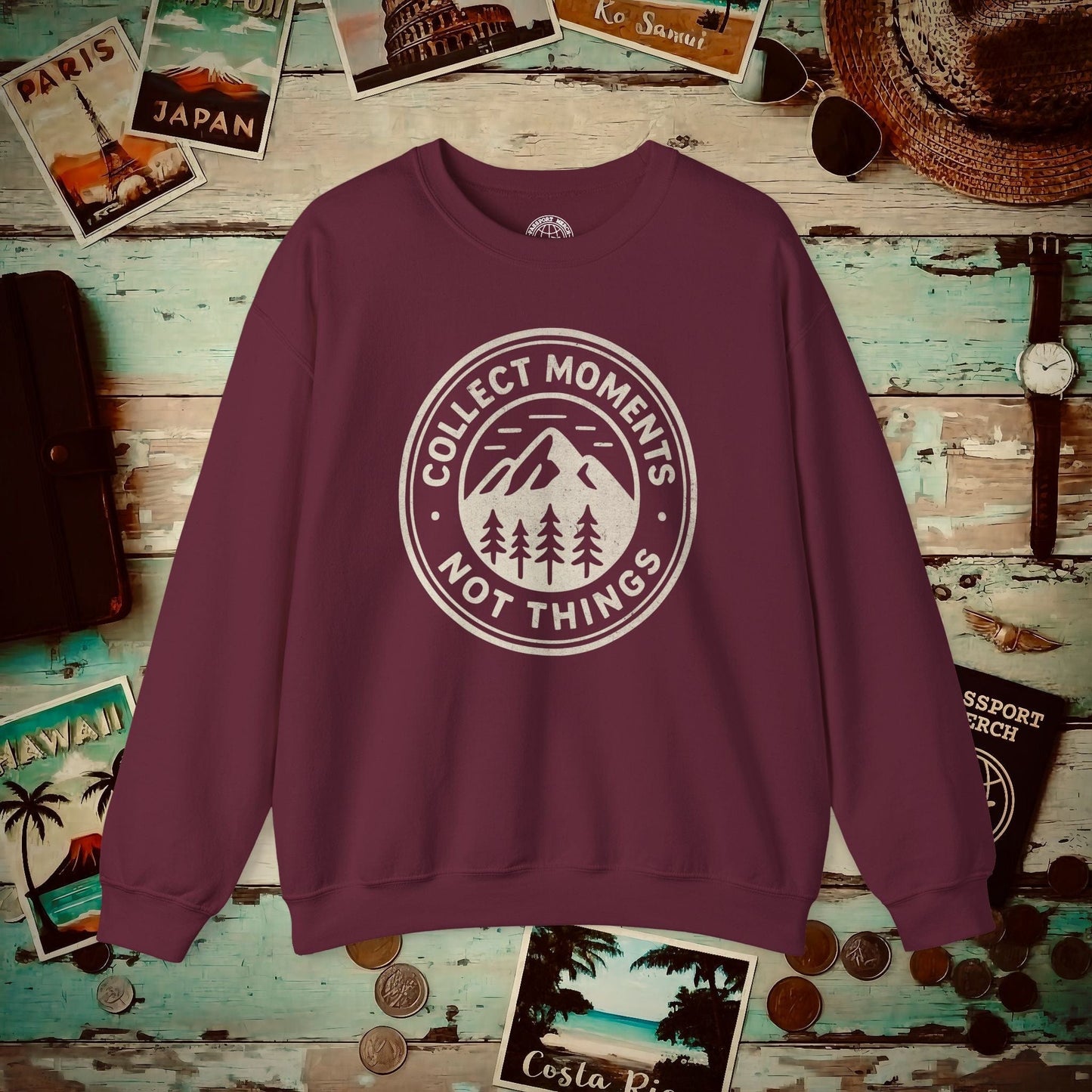 Collect Moments Not Things Vintage Crewneck Maroon / S