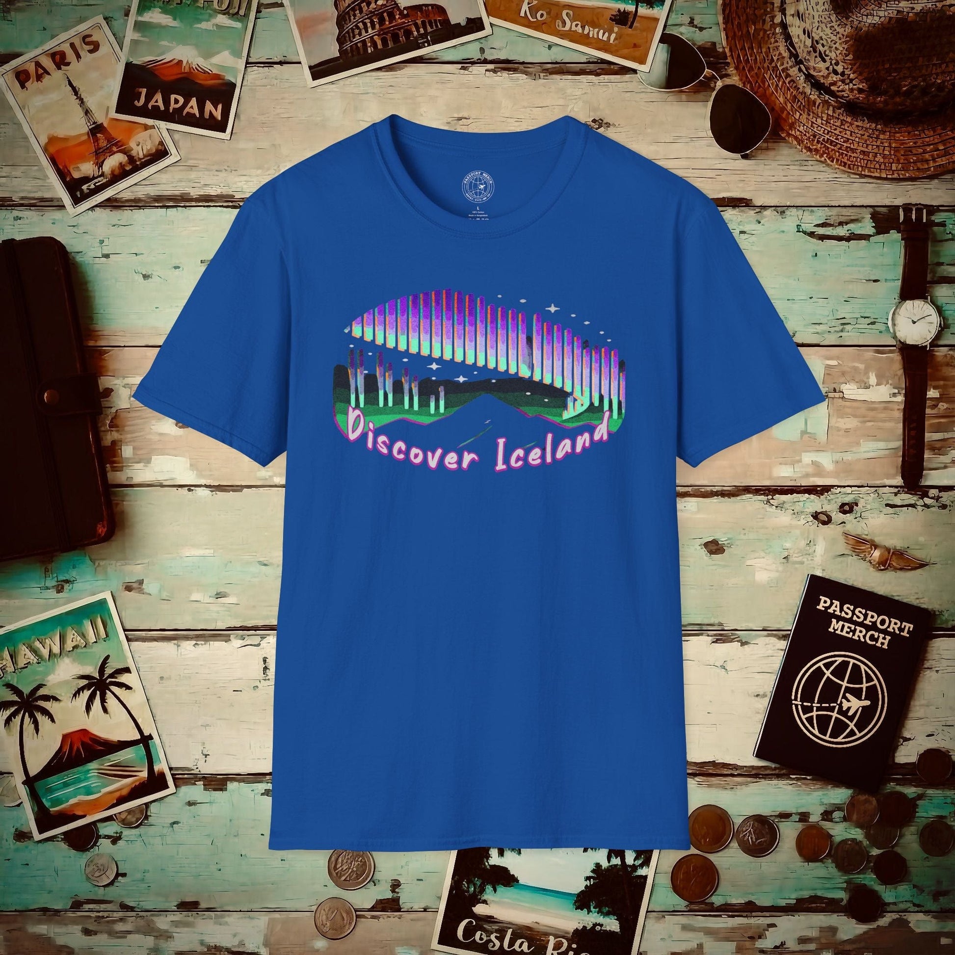 Discover the Aurora Borealis, Iceland T-Shirt Royal / S