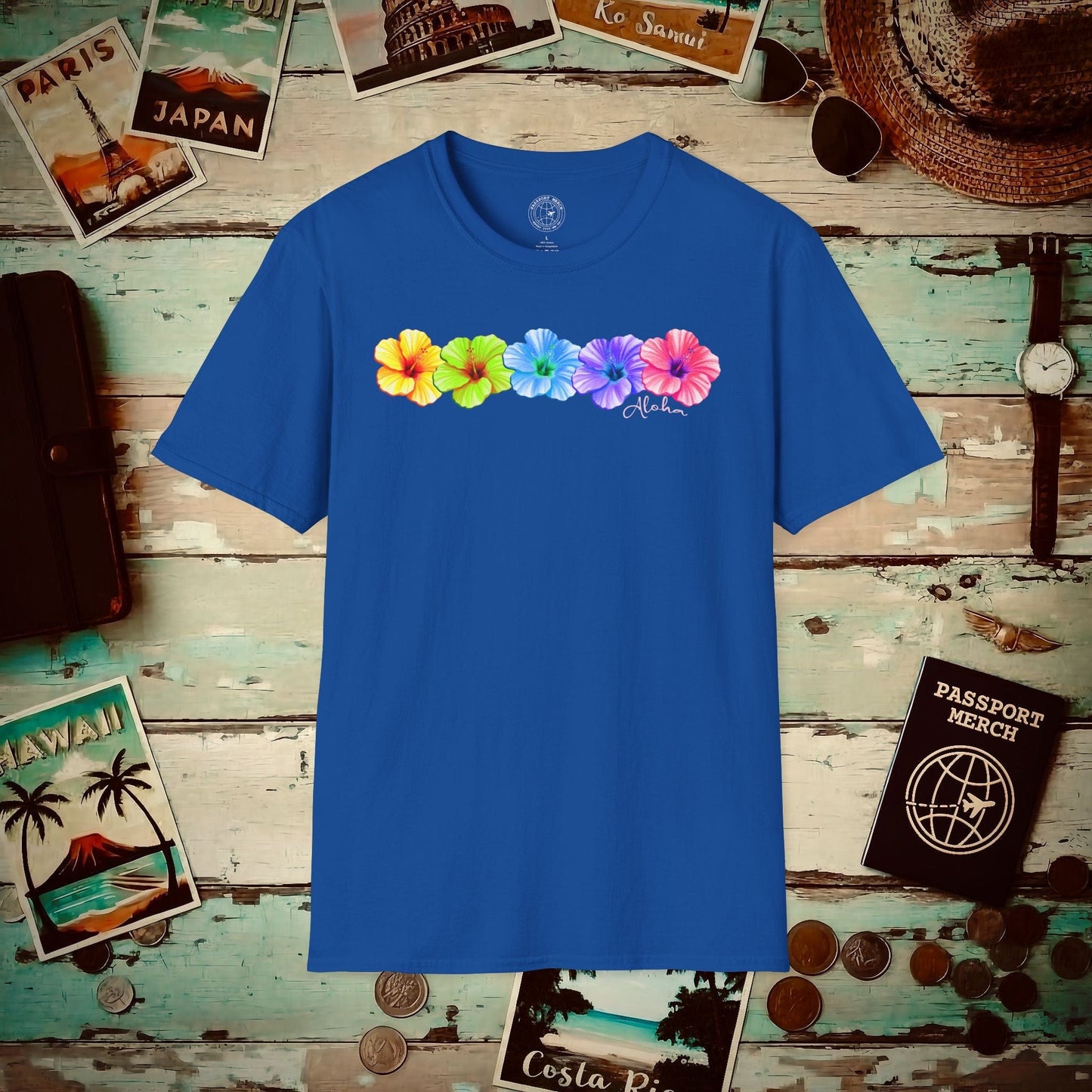 Five Vibrant Hibiscus, Hawaii T-Shirt Royal / S