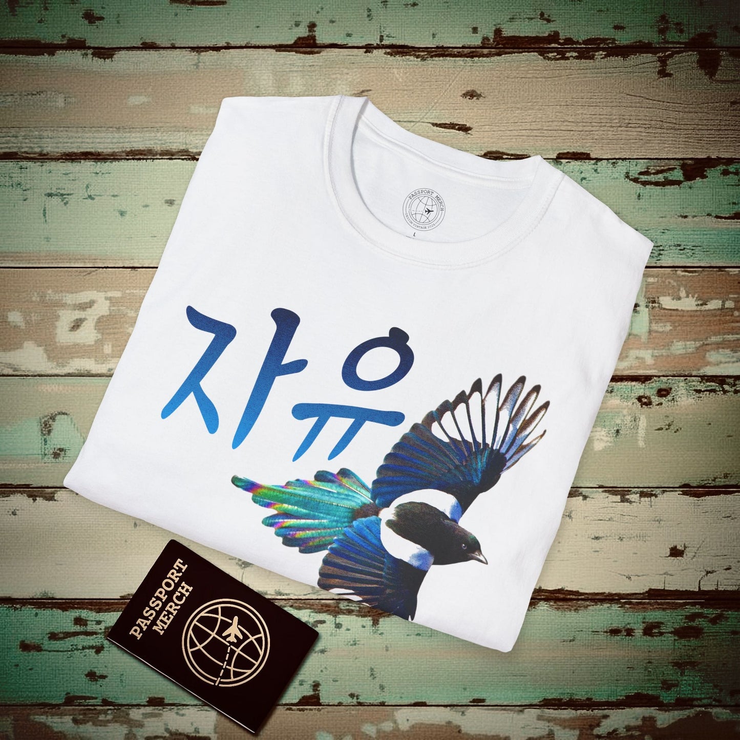 Freedom (Jayu) Magpie, Korea T-Shirt White / S