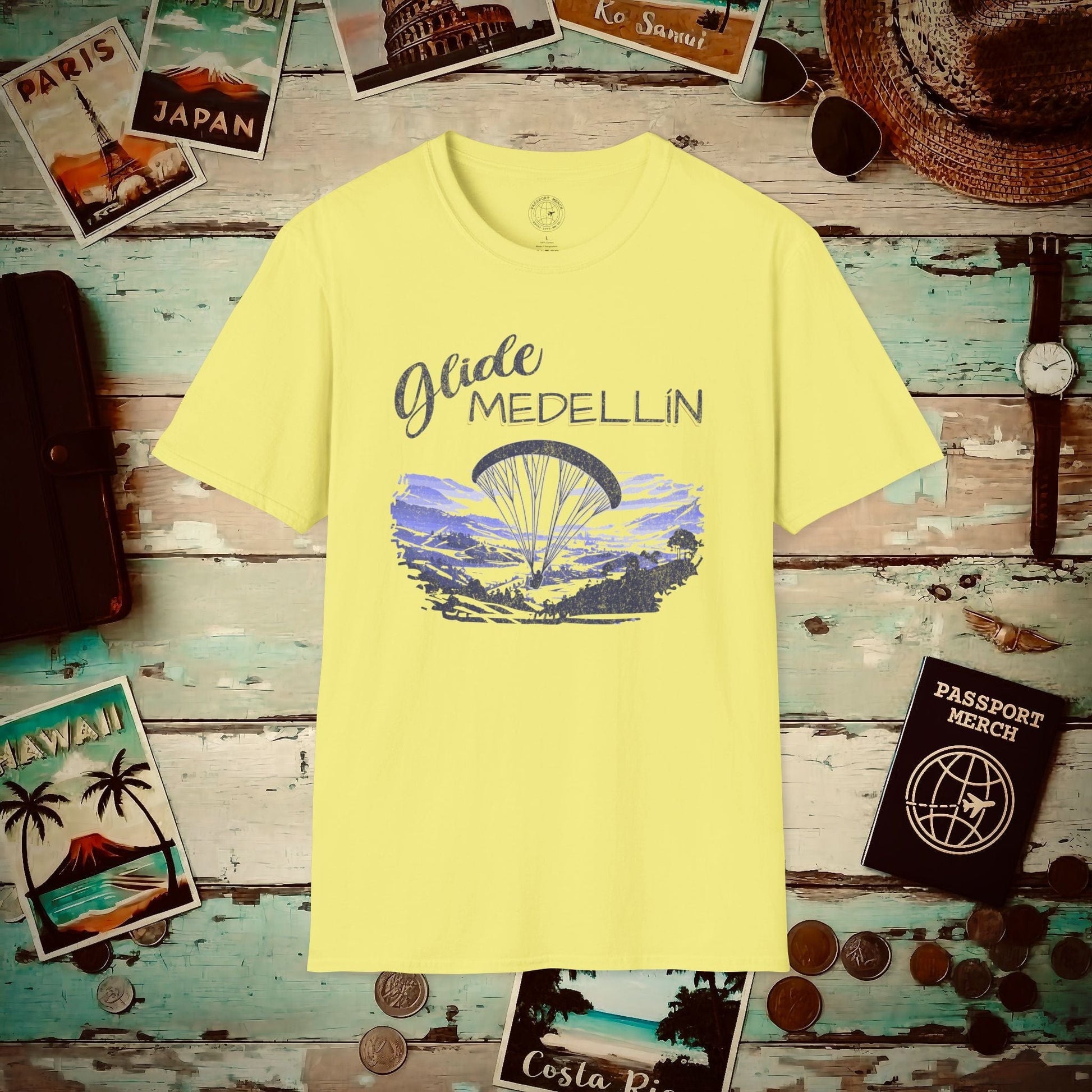 Glide Medellín, Columbia T-Shirt Cornsilk / S
