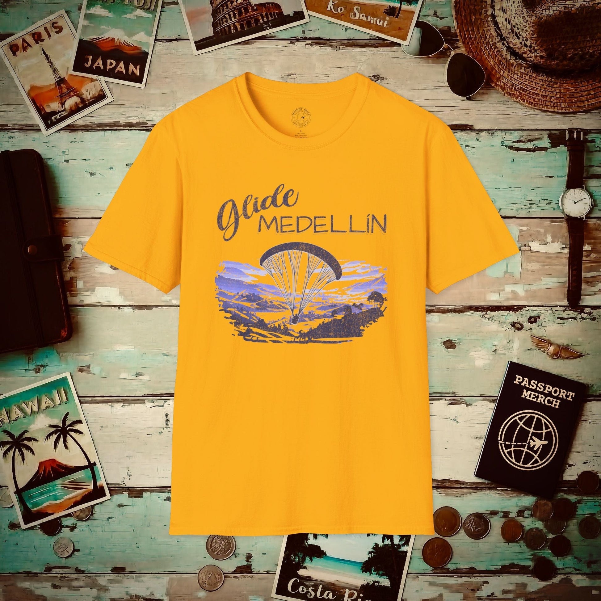 Glide Medellín, Columbia T-Shirt Gold / S