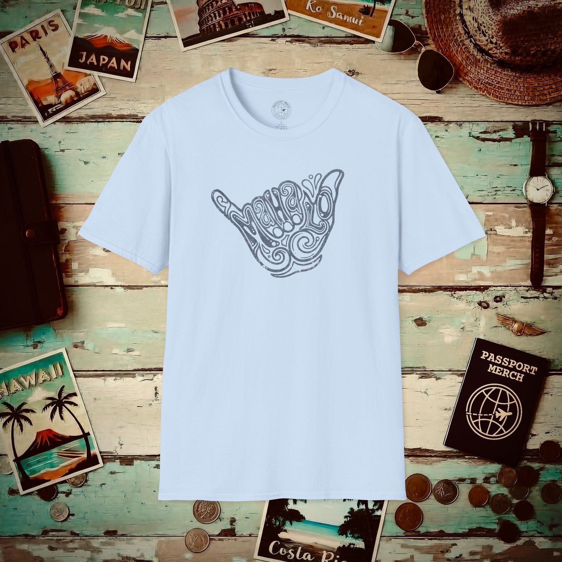 Groovy Vintage Mahalo Shaka, Hawaii T-Shirt Light Blue / S