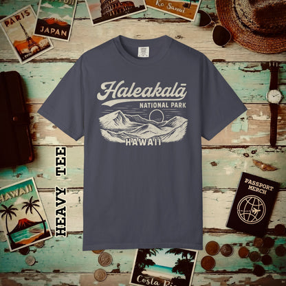 Haleakala National Park Vintage Monochrome, Hawaii Heavy Tee Navy / S