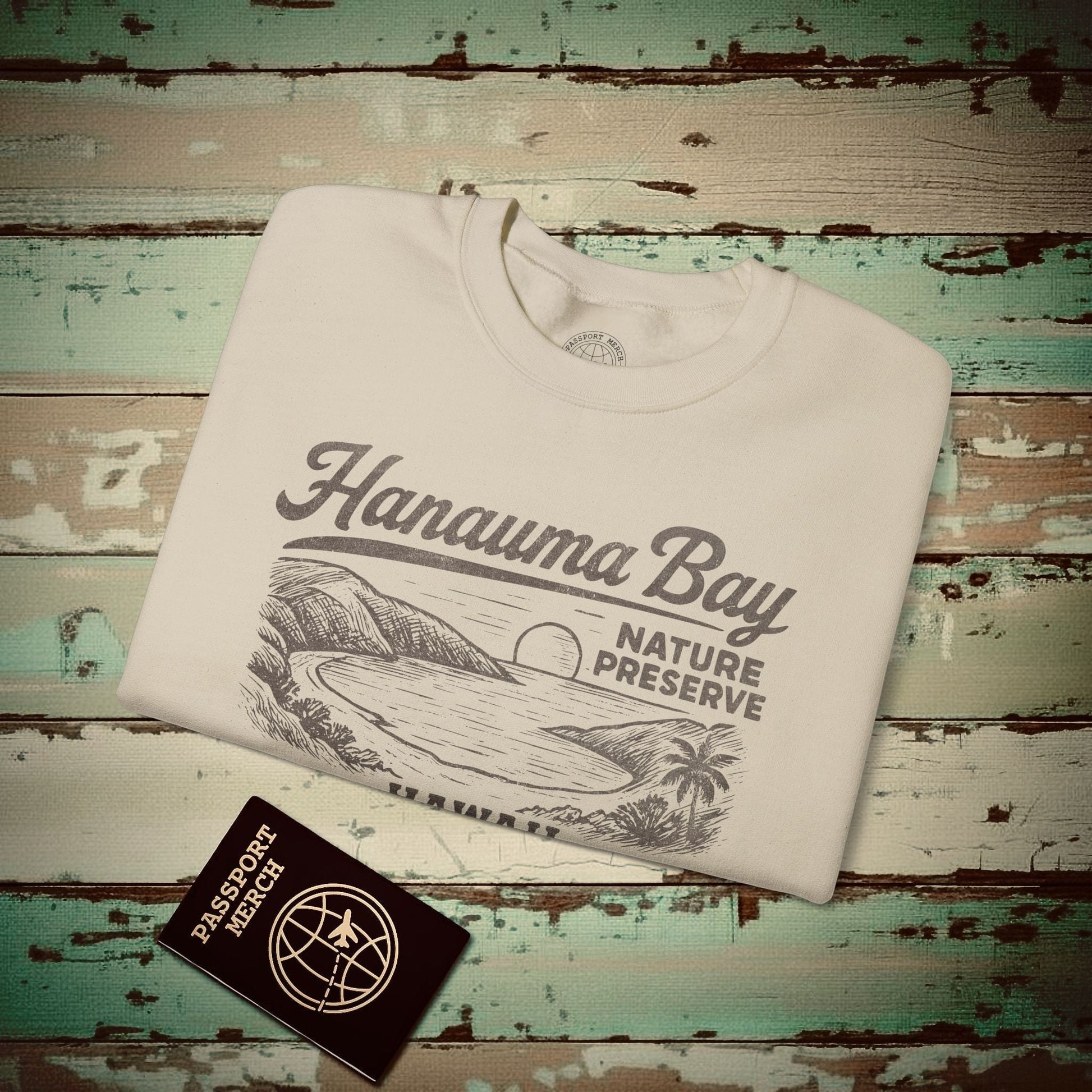 Hanauma Bay Vintage Monochrome, Hawaii Crewneck Sand / S
