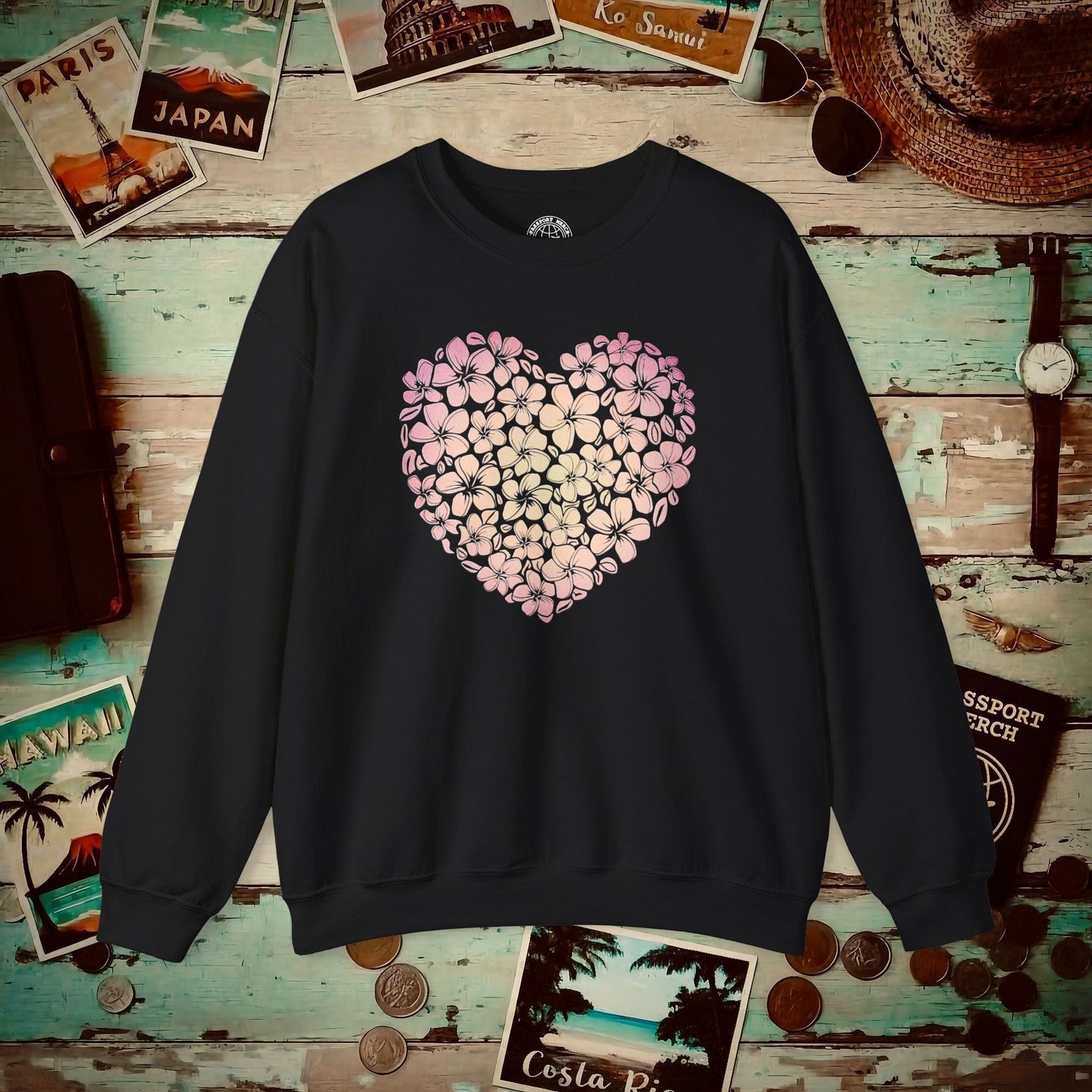 Hawaiian Plumeria Heart Crewneck Black / S