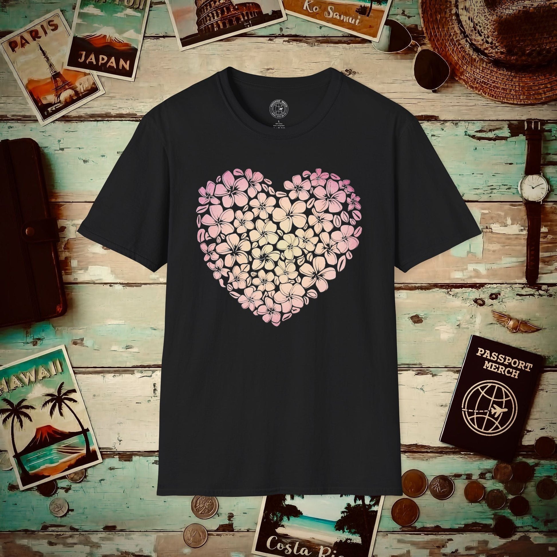 Hawaiian Plumeria Heart T-Shirt Black / S
