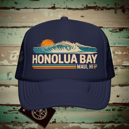 Honolua Bay, Maui, Hawaii - Vibrant Surf Retro Trucker Hat Dark Navy / One size