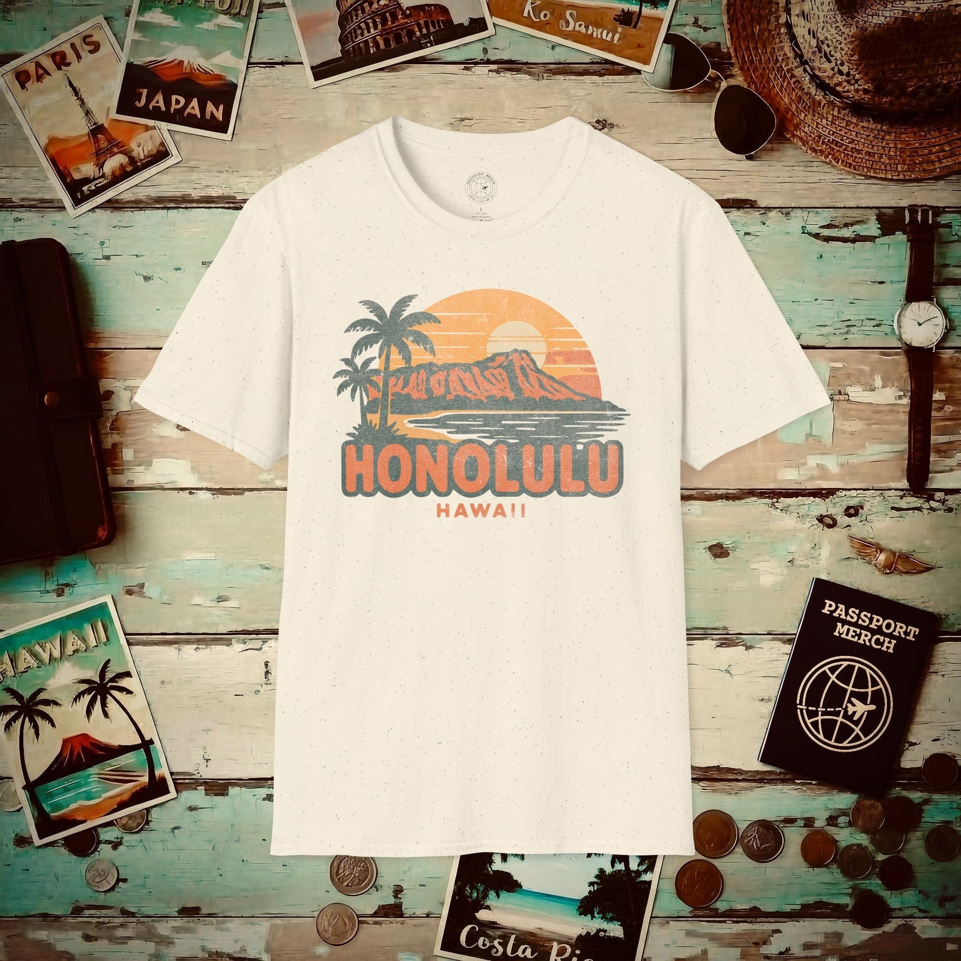 Honolulu, Oahu, Hawaii - 80's Vintage T-Shirt Natural / S
