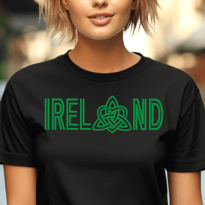 Ireland Celtic Trinity Love Knot T-Shirt Black / S
